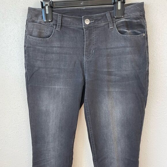 NWT JW Style Black Stretch Fit Jegging Jeans Size 10 - Picture 2 of 6